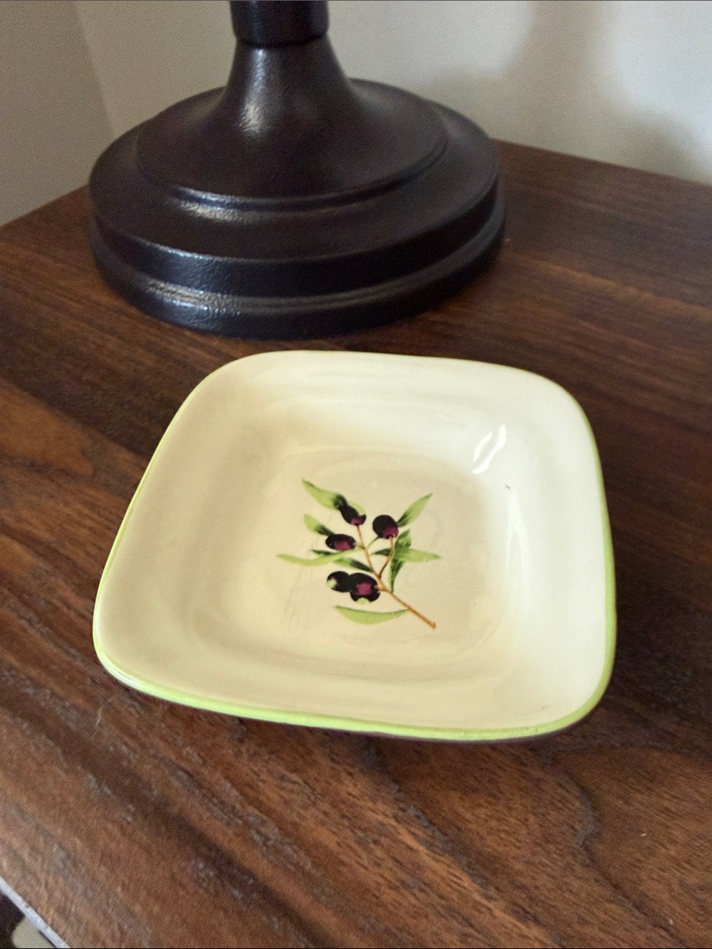 Liddy’s  County Stoneware Trinket Dish Square Berry Bowl  Cream 4”